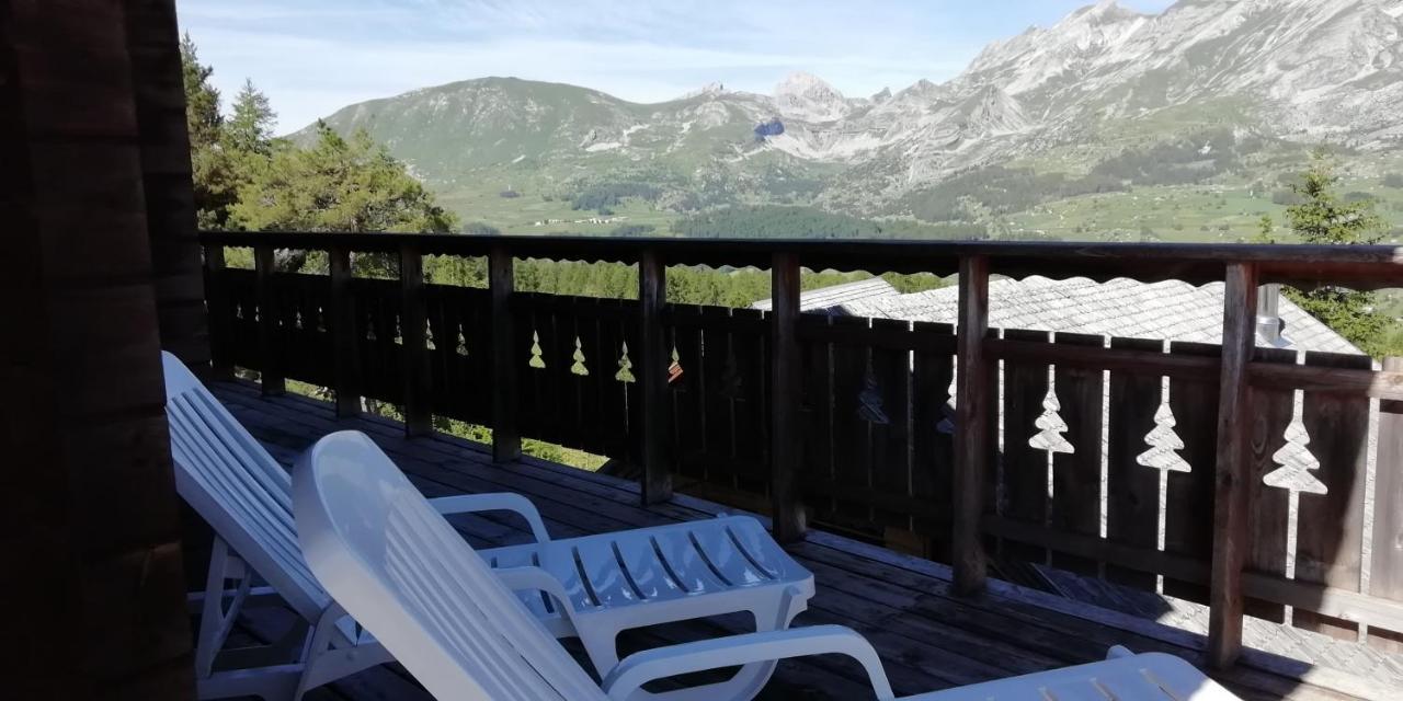 Chalet Aneloup Vue D'Exception A La Joue Du Loup Le Devoluy Luaran gambar
