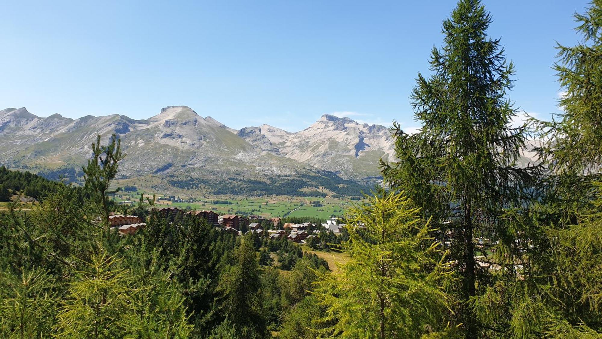 Chalet Aneloup Vue D'Exception A La Joue Du Loup Le Devoluy Luaran gambar